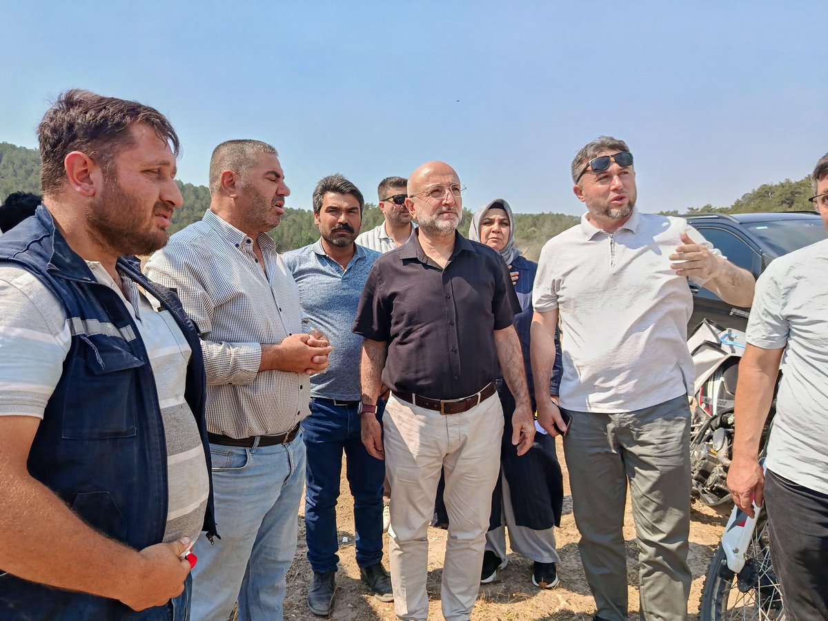 Afyonkarahisar'da Orman Yangını: AK Parti İl Başkanı Şahin Sahada