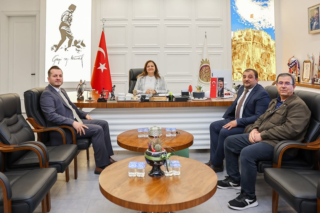 Saadet Partisi Afyonkarahisar İl Başkanı ve İl Başkan Yardımcıları Görüş Alışverişinde Bulundu