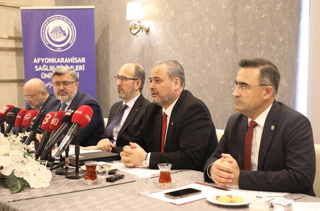 AFSÜ ve Afyonkarahisar İl Sağlık Müdürlüğü İş Birliğiyle Sağlık Hizmetlerinde Yenilikler