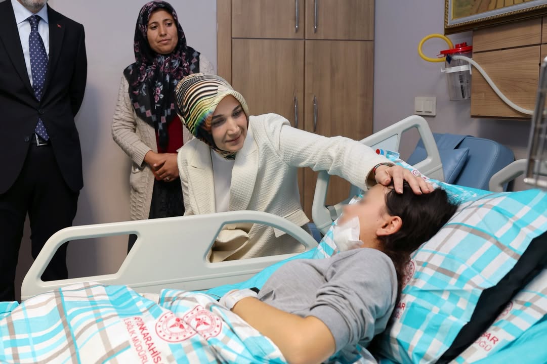 Afyonkarahisar Valiliği'nin Ziyaret Ettiği Yaralılar İçin Geçmiş Olsun Ziyareti