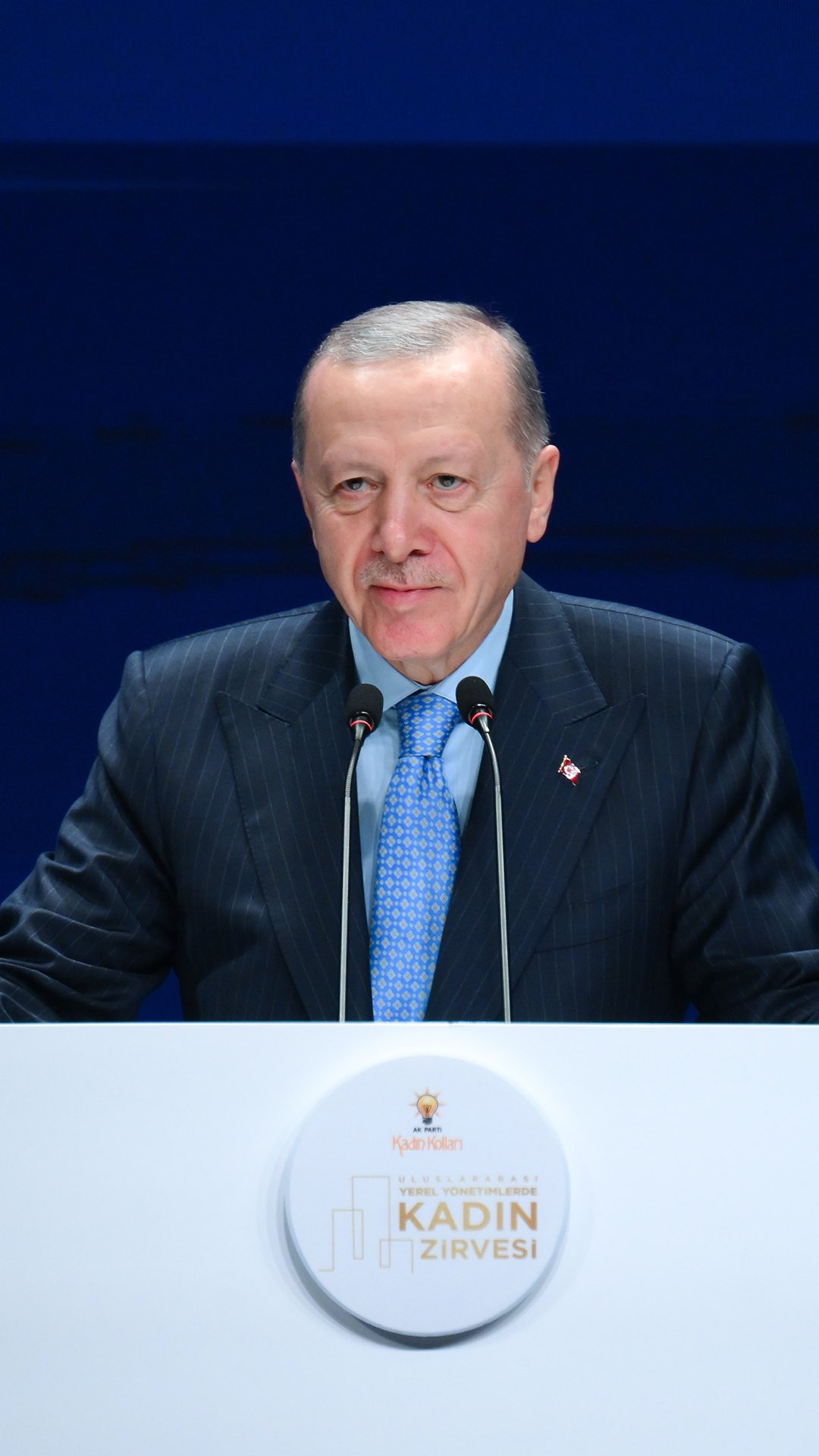 Yerel Yönetimlerde Ayrım Yapmadan Hizmet Edenin Yanında Olmaya Devam Edeceğiz