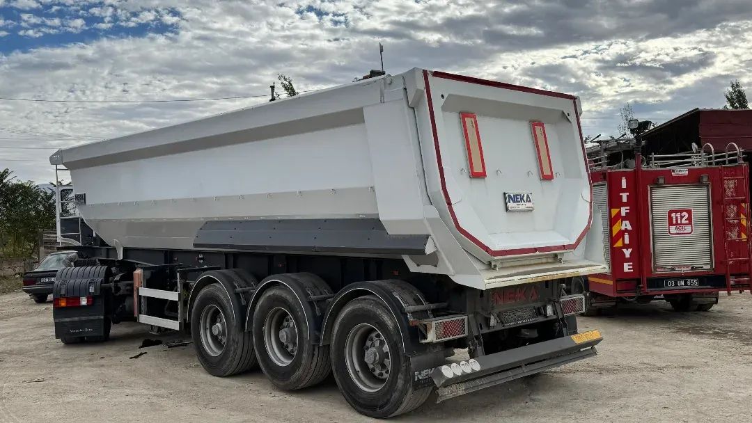 Bolvadin Belediyesi Fen İşleri Müdürlüğü'ne Yeni Dorse Kazandırdı