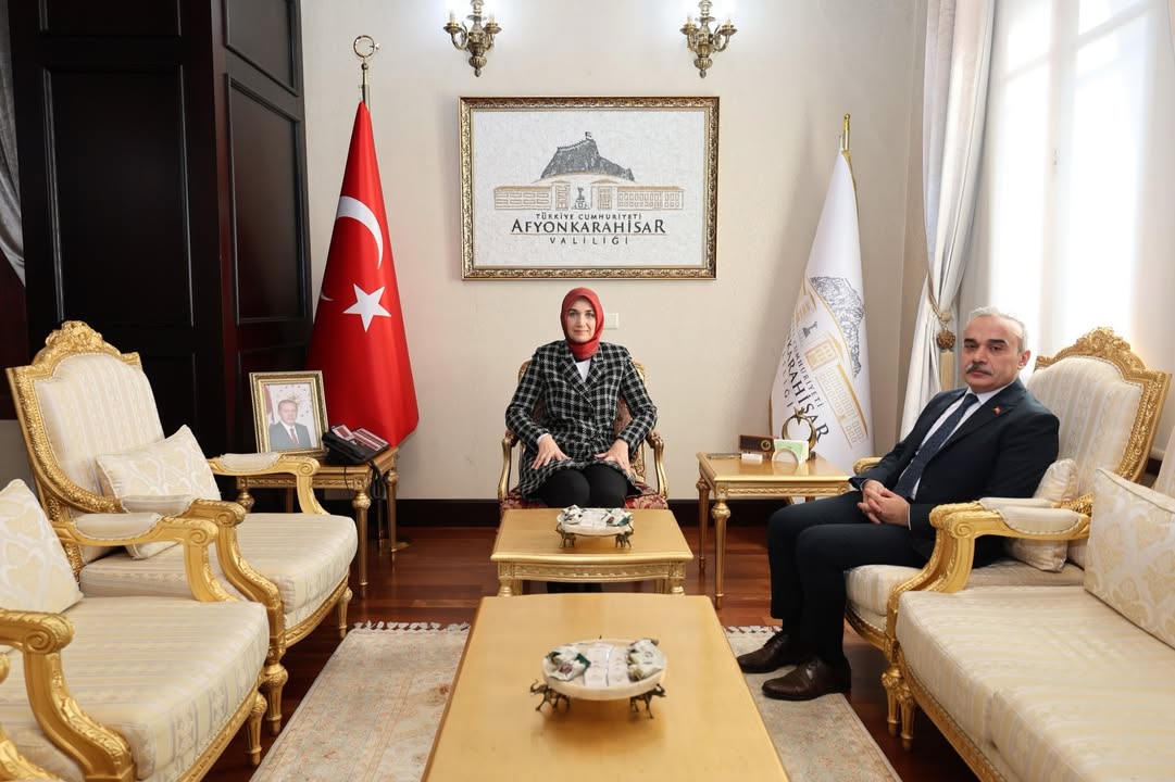 Afyonkarahisar Cumhuriyet Başsavcısı Mehmet Patlak, Valimiz Doç. Dr. Kübra Güran Yiğitbaşı'nı Ziyaret Etti