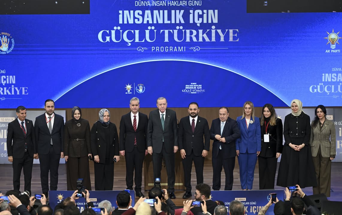 Recep Tayyip Erdoğan'dan İnsan Hakları Evrensel Beyannamesi Paylaşımı