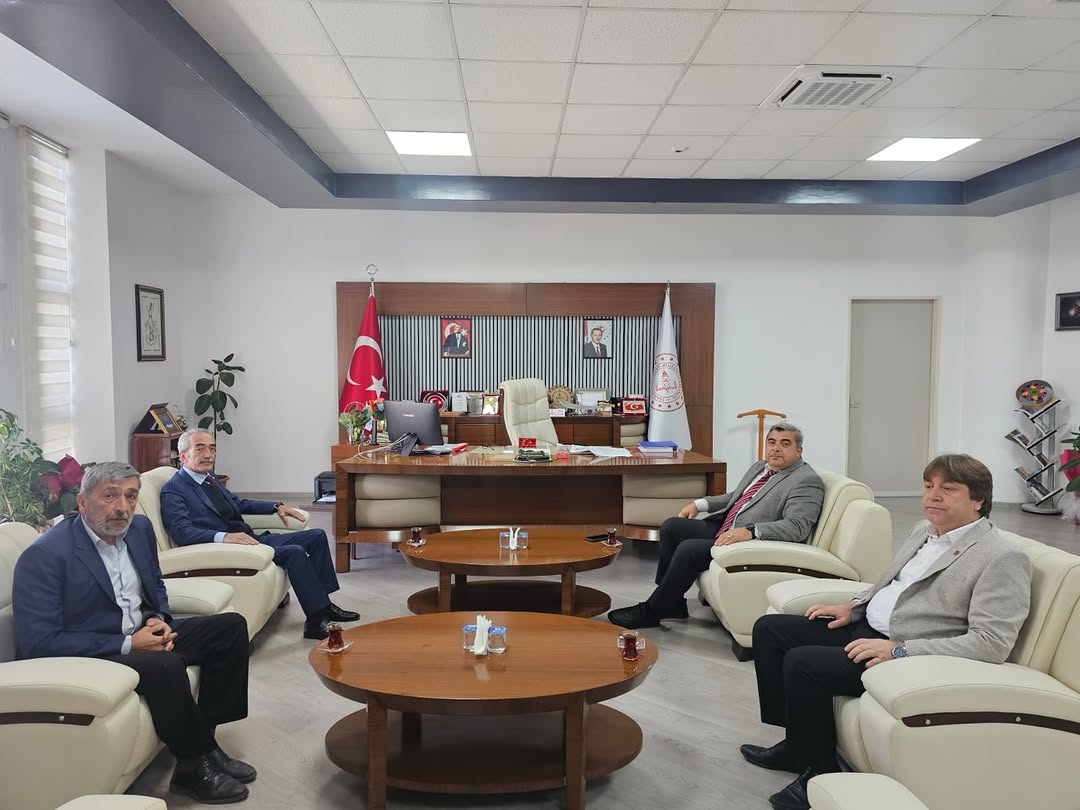 ESOB Yönetim Kurulu Başkanı ve Üyeleri Afyonkarahisar İl Milli Eğitim Müdürü'nü Ziyaret Etti