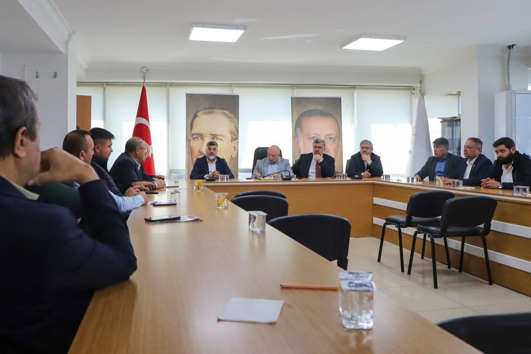 Afyonkarahisar Muhtarlar Derneği Başkanı Suat Uygur ile İl Başkanlığında Buluştu