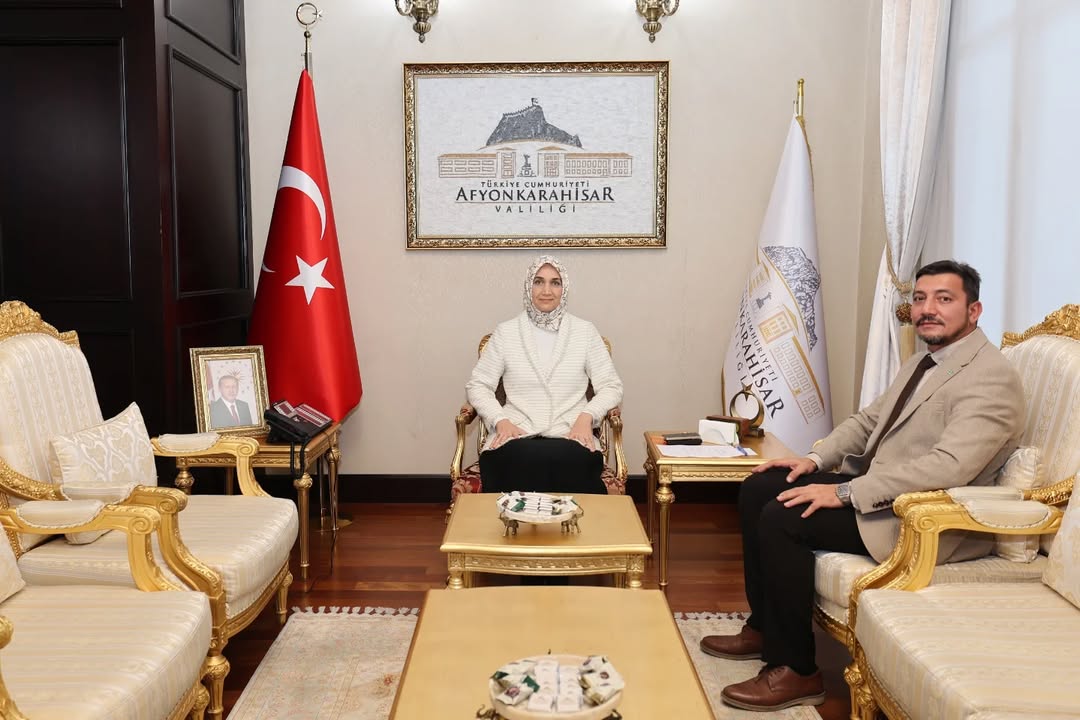 Valimiz Doç. Dr. Kübra Güran Yiğitbaşı, TÜGVA Afyonkarahisar İl Temsilcisi Ramazan Sami Çınar'ı Kabul Etti