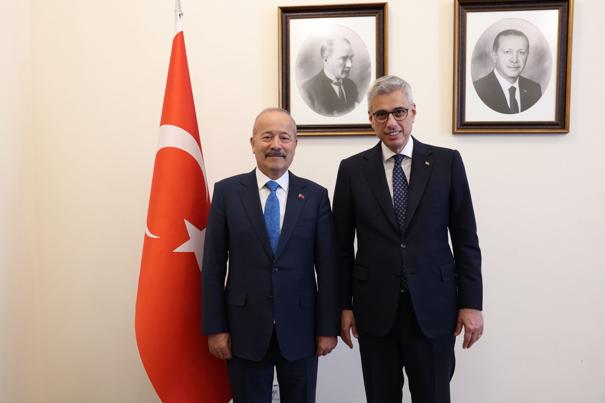 MHP Milletvekili Mehmet Taytak, Sağlık Bakanı Memişoğlu'nu Ziyaret Etti