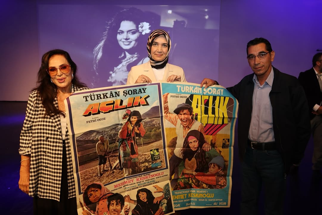 Afyonkarahisar Valiliği'nin Paylaşımı: Valimiz Doç. Dr. Kübra Güran Yiğitbaşı Kısa Film Festivali Söyleşisine Katıldı