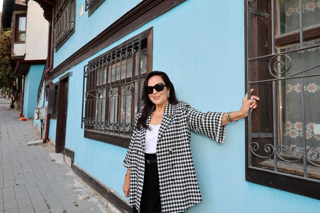 Afyonkarahisar Valiliği'nin Paylaşımı: Vali Kübra Güran Yiğitbaşı ve Türkan Şoray Afyonkarahisar'ı Ziyaret Etti