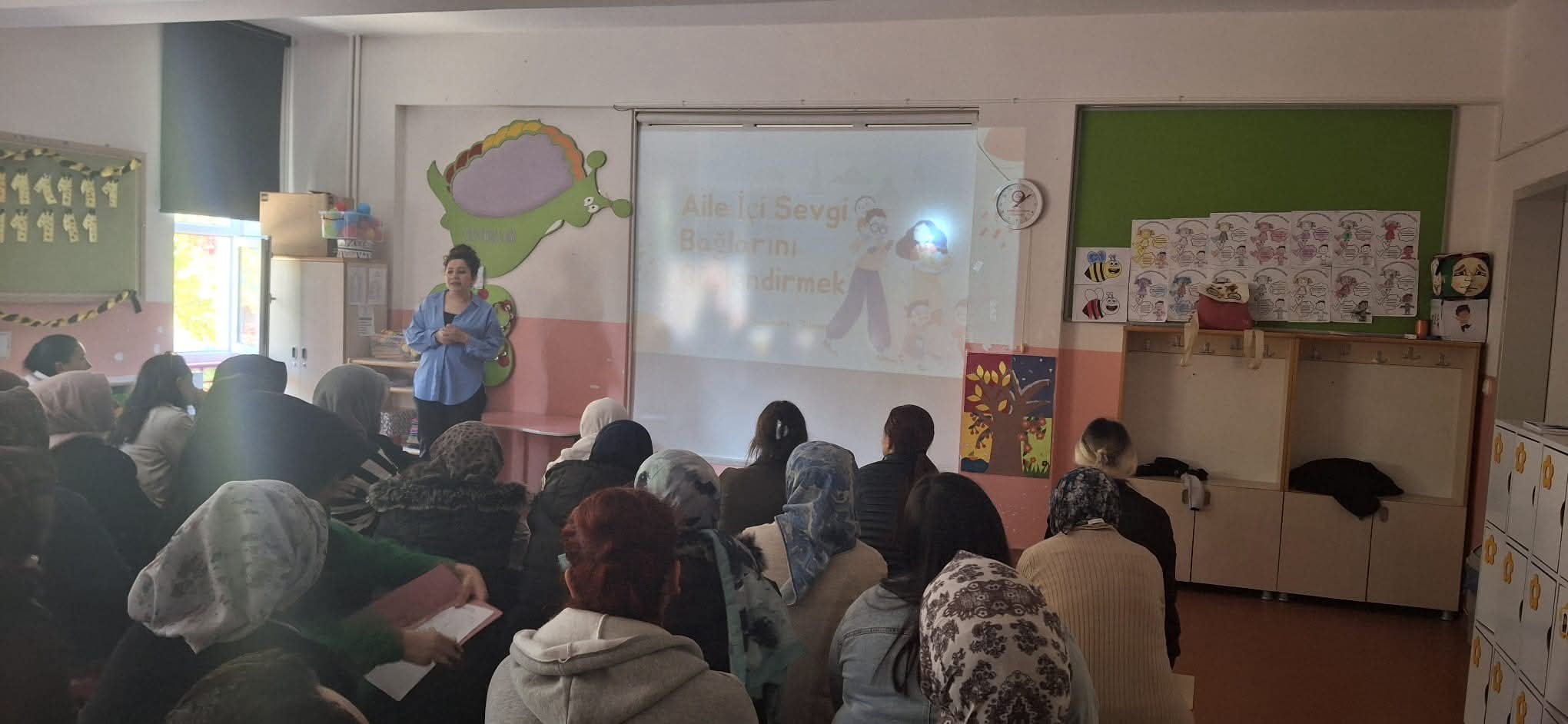 Aile İçi Sevgi Bağları ve Akran Zorbalığı Farkındalık Eğitimleri Düzenlendi