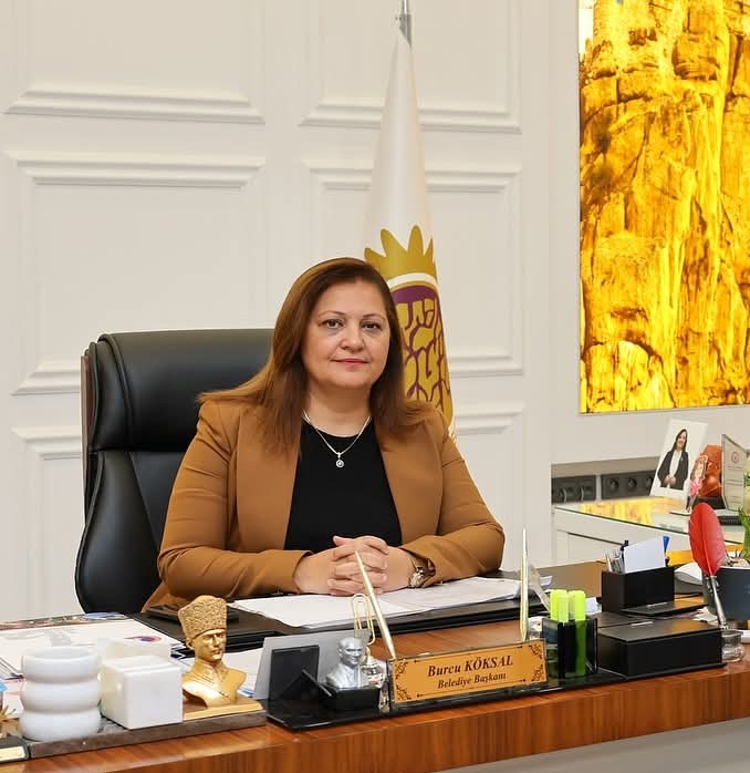 CHP Afyonkarahisar Belediye Başkanı Burcu Köksal'dan Parti İçi Açıklamalar