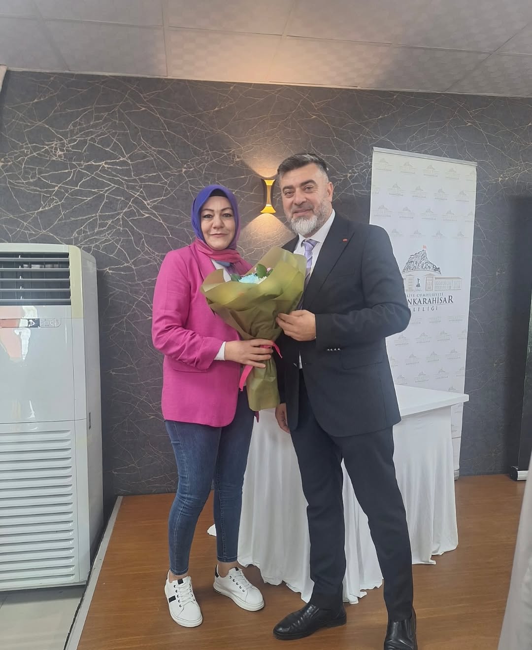 Afyonkarahisar Muhtarlar Derneği Başkanı Suat Uygur'dan 19 Ekim Muhtarlar Günü Paylaşımı