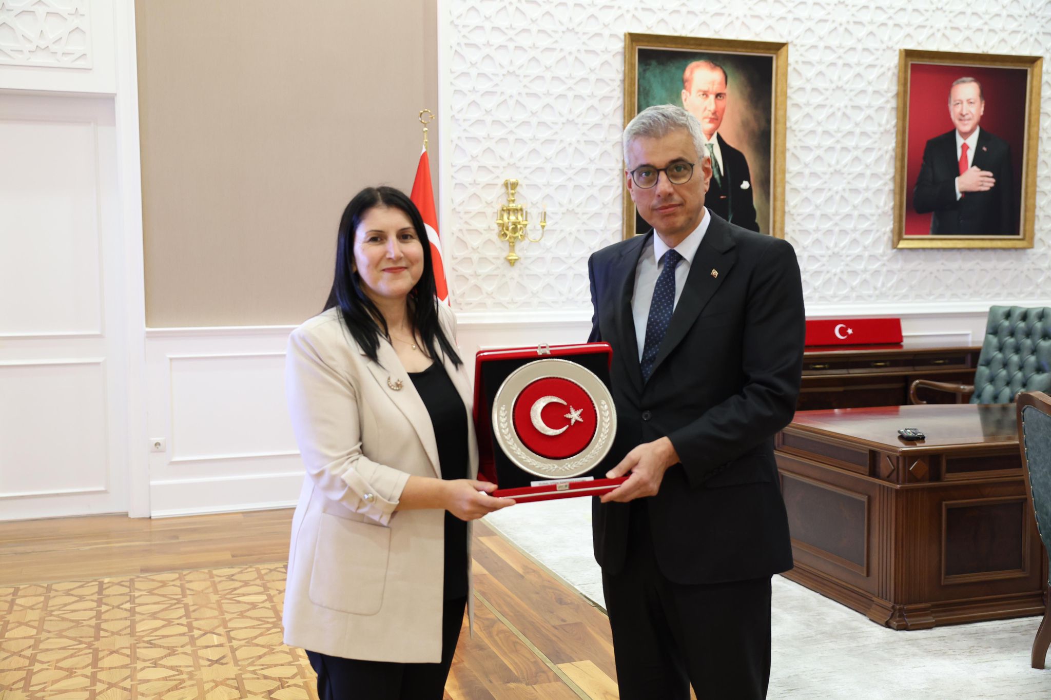 Otizmli Bireylerin Sağlık Sistemine Erişimi: Otizm Konfederasyonu'ndan Ziyaret