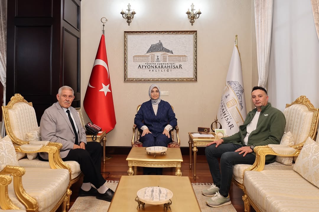 Afyonkarahisar Valiliği'nden Ödül Töreni