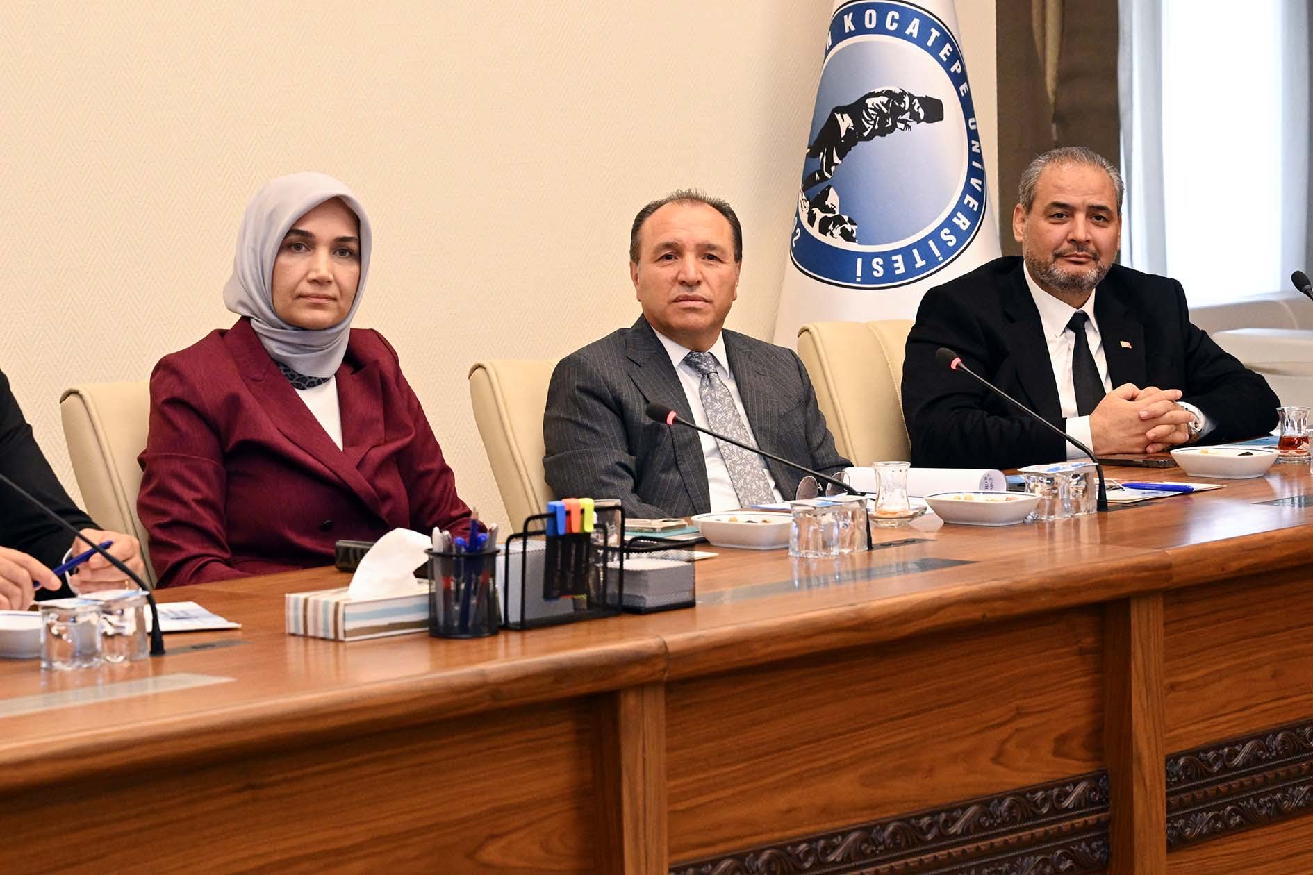 Afyonkarahisar Valisi Güvenlik Toplantısı Düzenledi