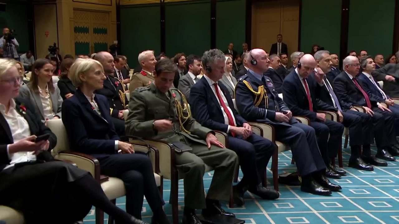 Türkiye Cumhurbaşkanı Recep Tayyip Erdoğan'dan Birleşik Krallık Başbakanı Keir Starmer ile İmza Töreni ve Basın Toplantısı