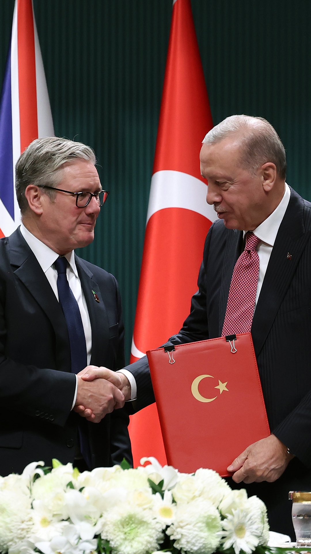 Türkiye'nin Birleşik Krallık'la Savunma Sanayisinde İş Birliği