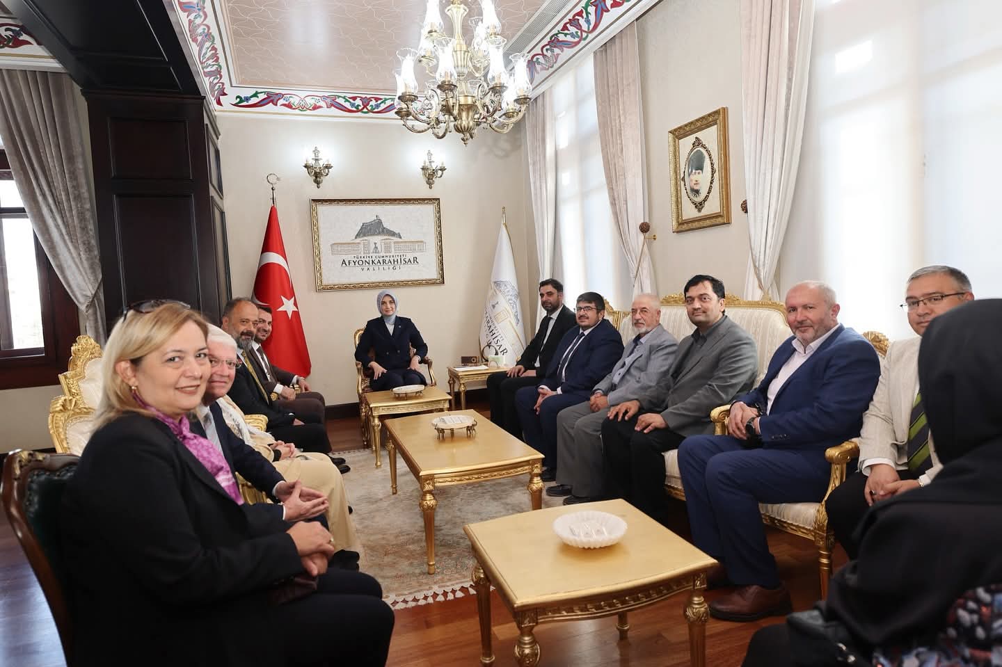 Afyonkarahisar Valisi Kübra Güran Yiğitbaşı, Kardeşlik Köprüsü Projesi Faaliyetlerini Değerlendirdi