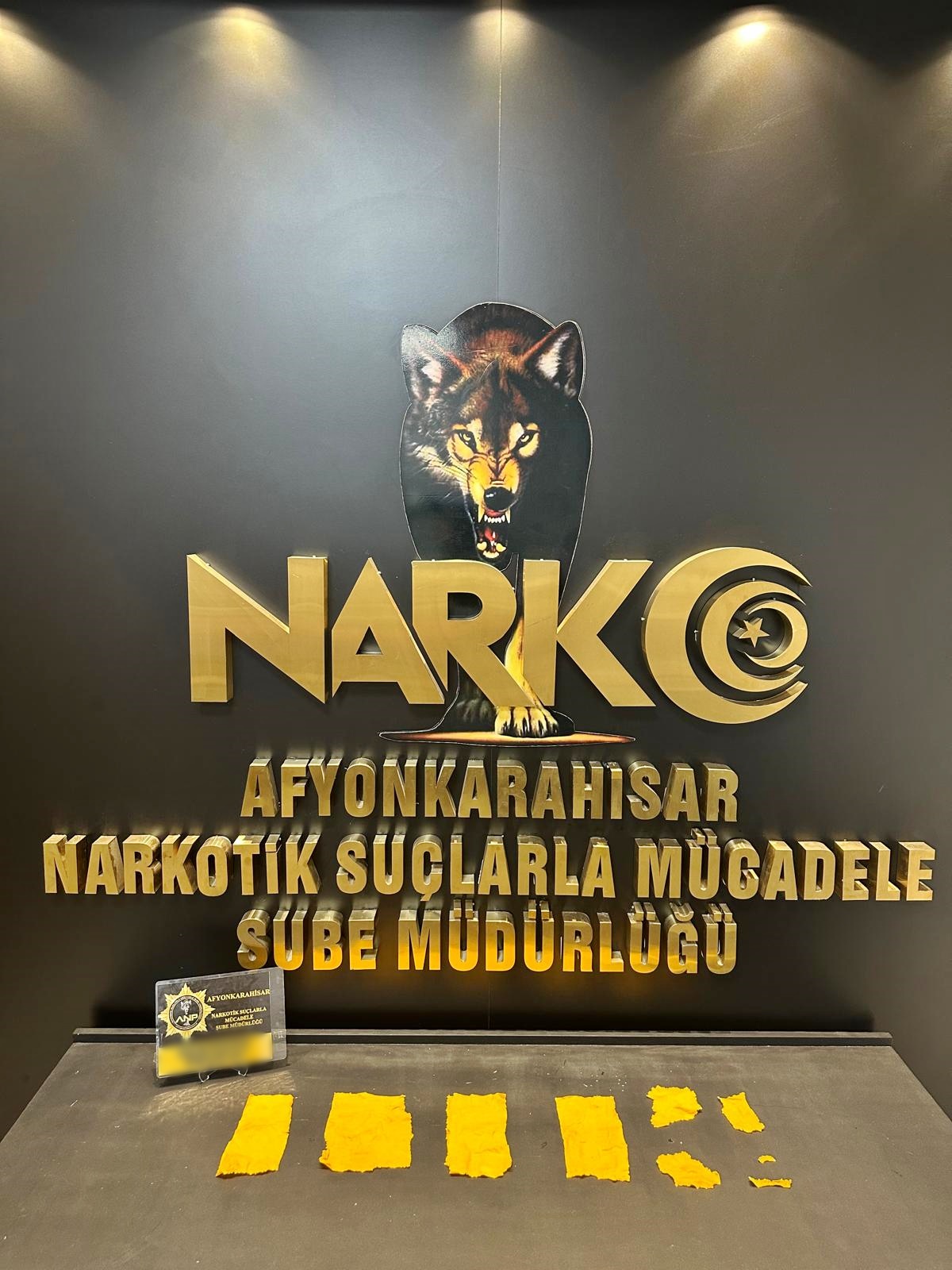 Afyonkarahisar'da Uyuşturucu Operasyonu: 4 Şüpheli Tutuklandı