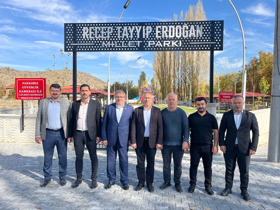 Kocatepe Belediye Başkanı Abdullah Çelik'in Millet Parkı Ziyareti