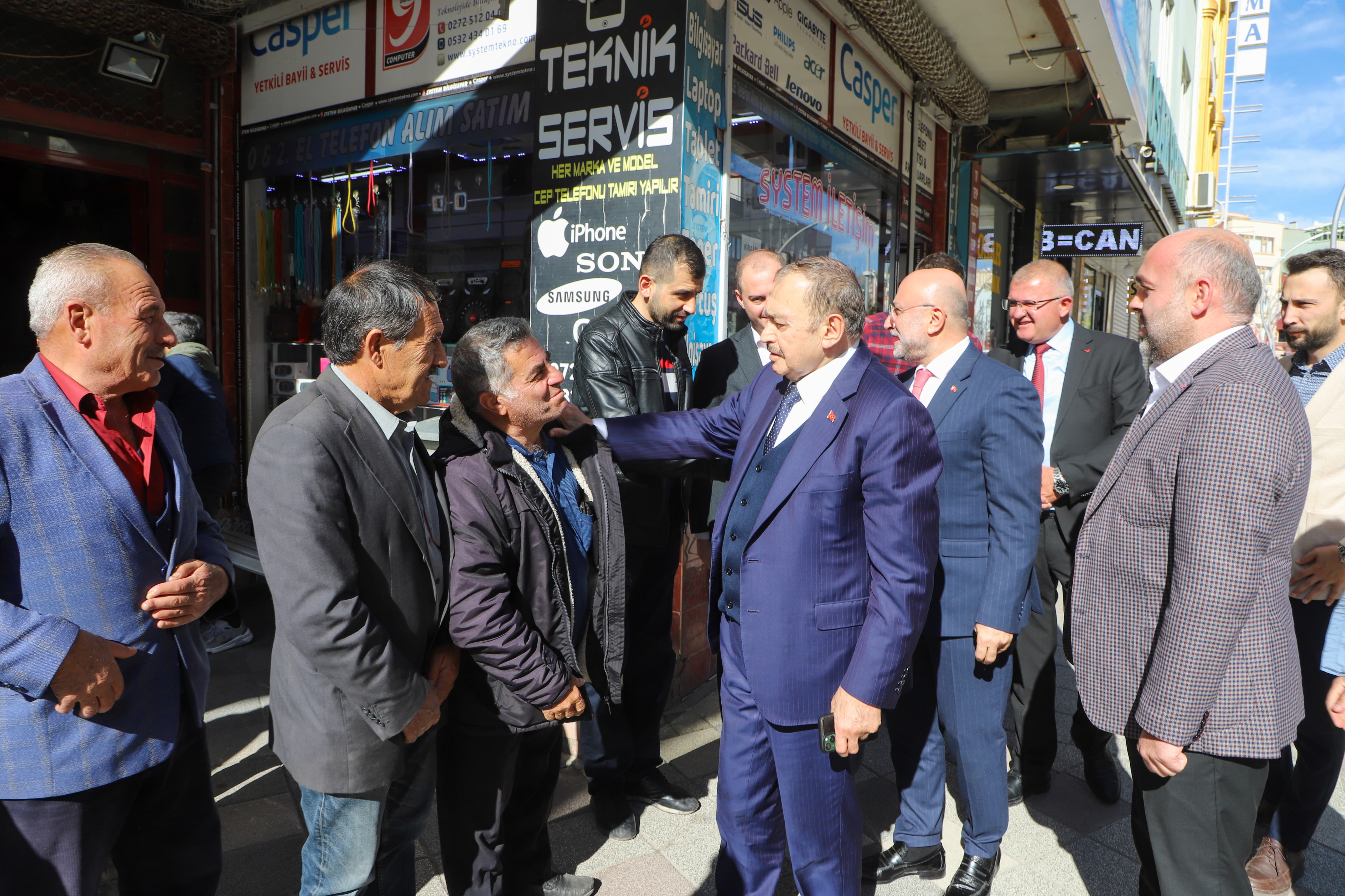 AK Parti Afyonkarahisar Teşkilatı Birlik ve Beraberlik Mesajı Verdi