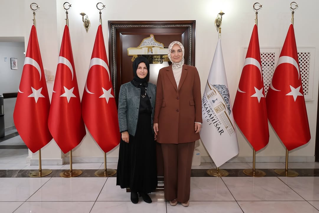 Valimiz Doç. Dr. Kübra Güran Yiğitbaşı, Hazar Derneği Kurucu Başkanı Ayla Kerimoğlu'nu Kabul Etti