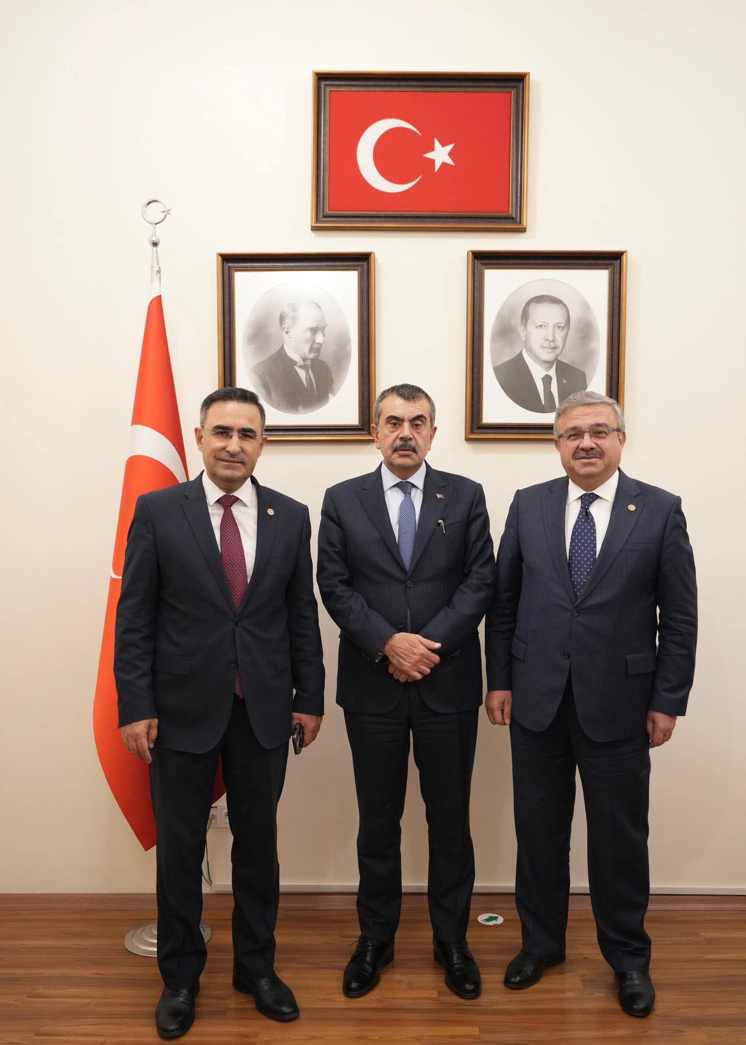 Milletvekili İbrahim Yurdunuseven, Milli Eğitim Bakanı Yusuf Tekin'i Ziyaret Etti