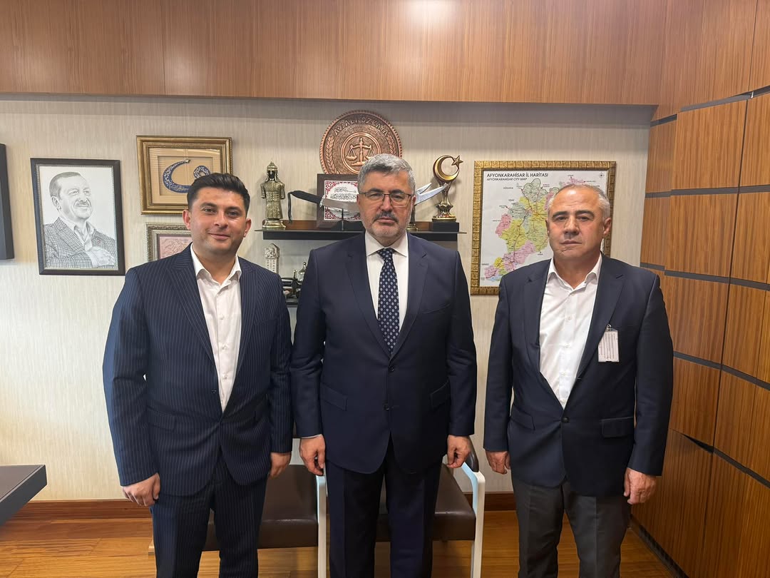 Öztaşıma İş Sendikası Ege Bölge Başkanı Osman Coşgun ve Ramazan Zeybek'i Gazi Meclisimizde Misafir Ettik