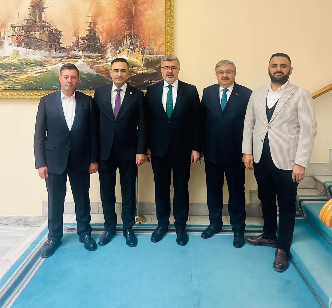 AK Parti Afyonkarahisar İl Başkan Yardımcıları ve Milletvekilleri Gazi Meclisinde Buluştu