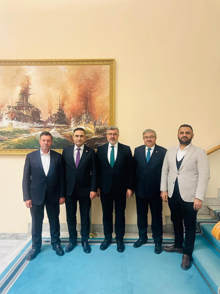 AK Parti Milletvekilleri TBMM'de Misafir Edildi