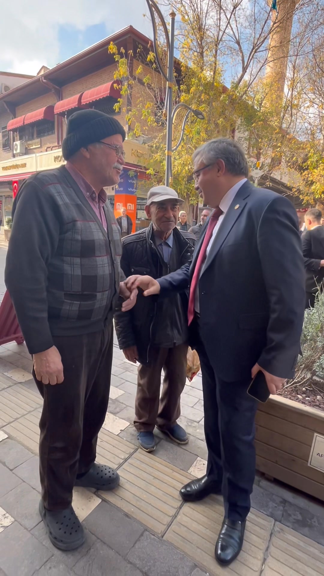 Afyonkarahisar'da Kocaeli'den Gelen Misafirlerle Lezzetin Başkenti Uzunçarşı'da Buluştuk