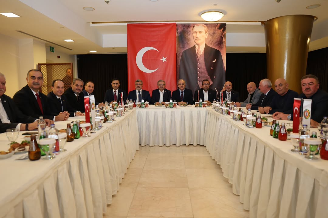 Afyonkarahisar İş Dünyası Buluşması Toplantısından Kareler