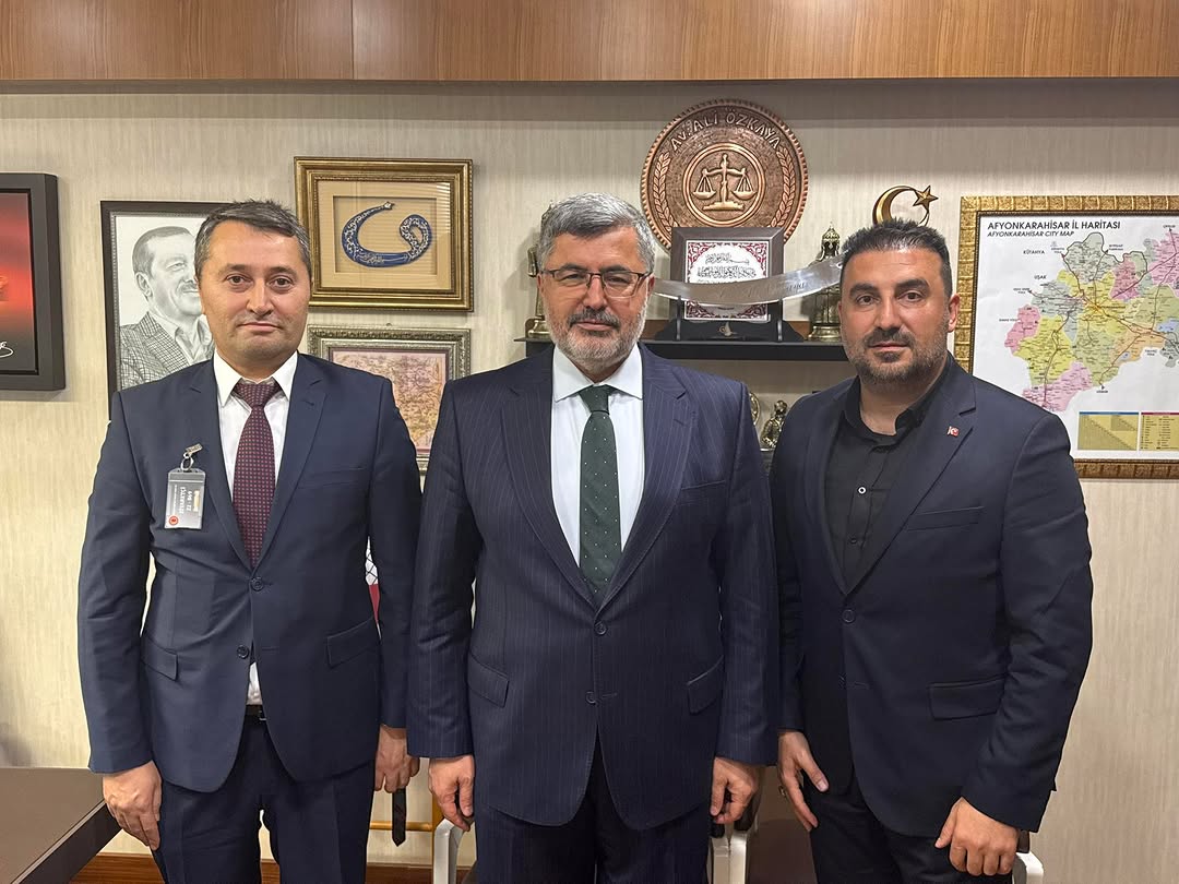AK Parti Afyonkarahisar'dan Gazi Meclisinde Özel Ziyaret