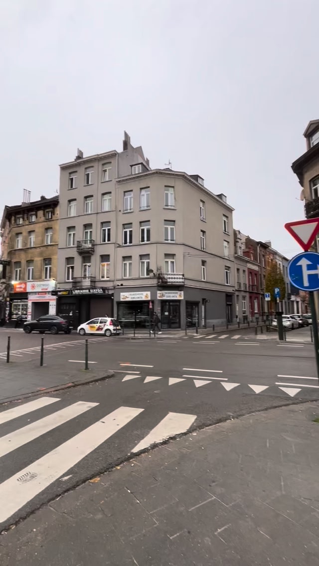 Afyonkarahisar Milletvekili Brüksel'de Esnafları Ziyaret Etti