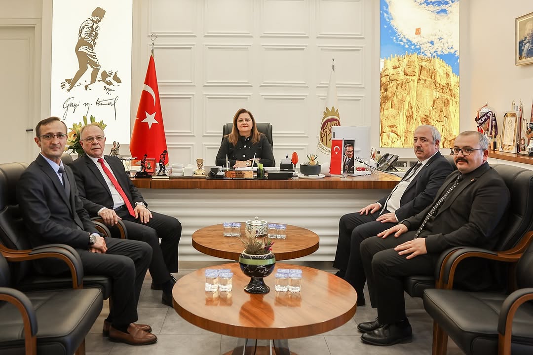 Afyonkarahisar Belediye Başkanı Belediye-İş Sendikası Şube Başkanı ve Yönetimi ile Görüştü