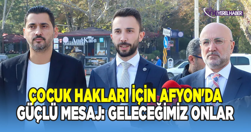 AK Parti Afyonkarahisar İl Gençlik Kolları Zafer Meydanı'nda '81 Hayal, Bir Türkiye' Programını Gerçekleştirdi