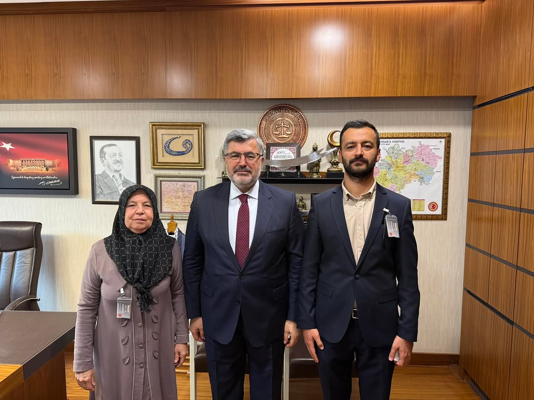 Bolvadin Gençlik Merkezi Müdürü Fehmi Baytaroğlu ve Annesi Gazi Meclisinde Misafir Edildi