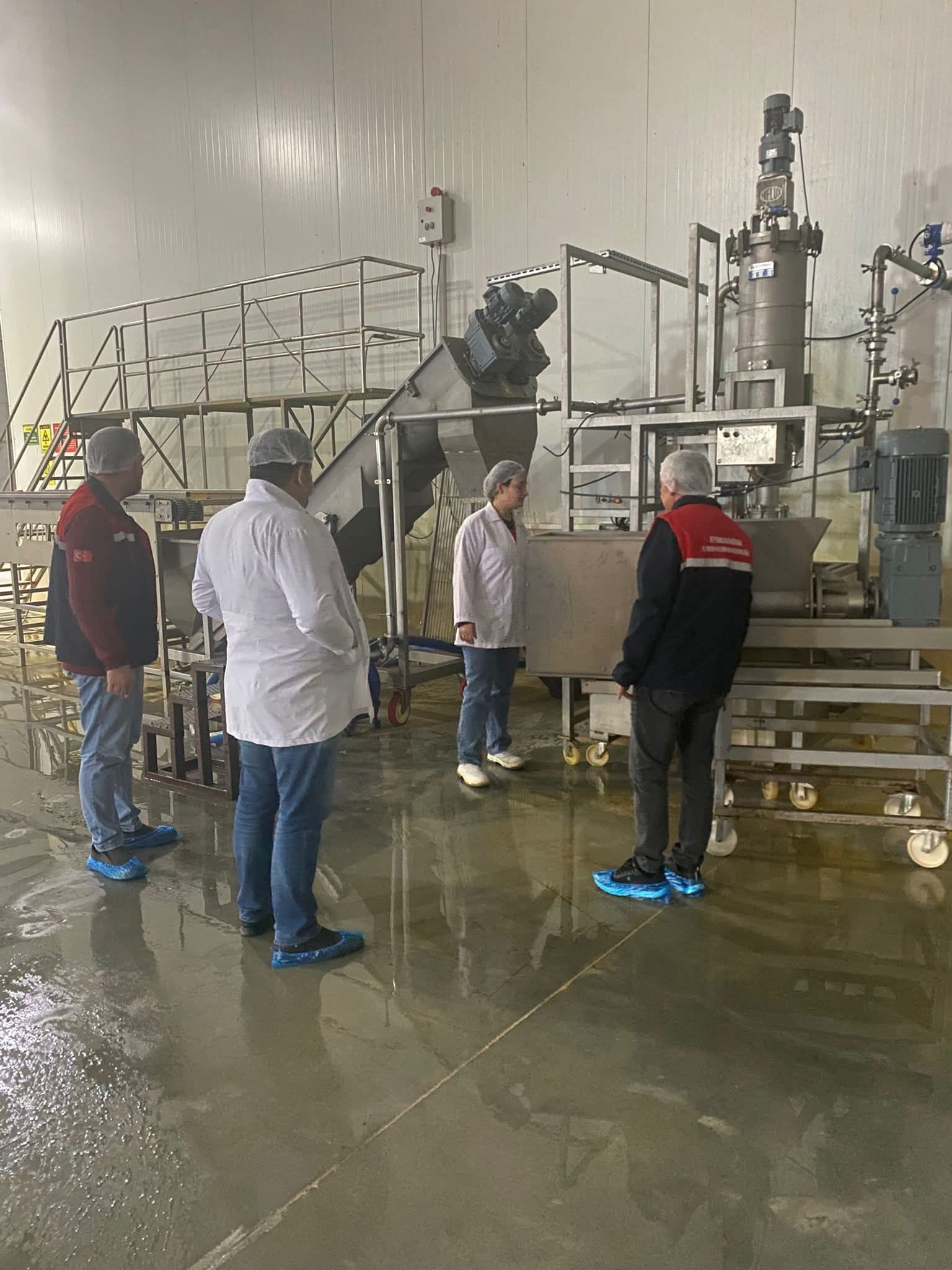 Emirdağ'da İhracata Yönelik Yem Amaçlı İşletmede Denetim Yapıldı