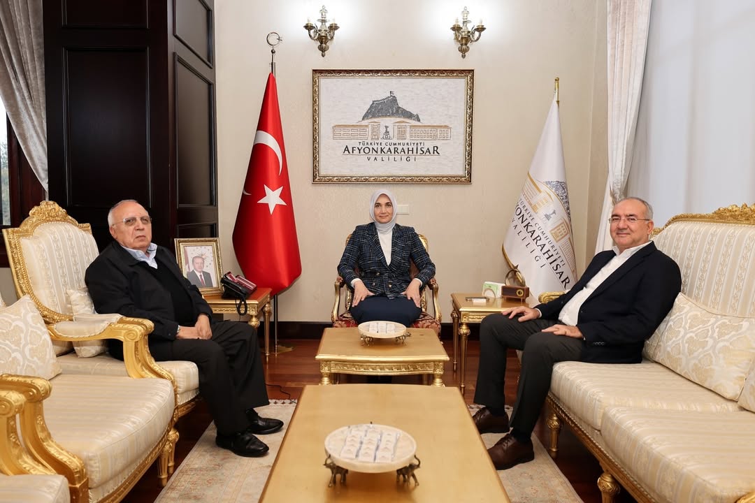 Valimiz Doç. Dr. Kübra Güran Yiğitbaşı İş İnsanlarını Kabul Etti