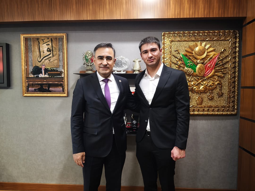 Afyonkarahisarlı Genç Milli Sporcu Recep Hazar Kirez'in Ziyareti