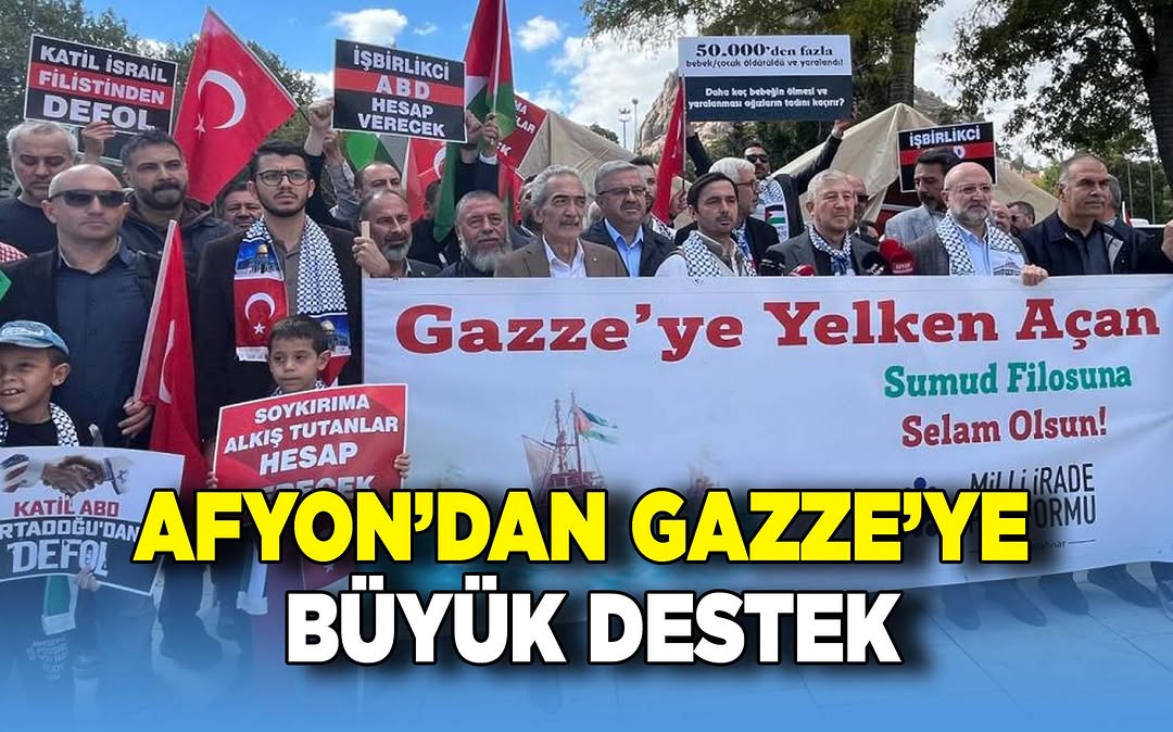 Afyonkarahisar Milli İrade Platformu, Küresel Sumud Filosu'na ve Gazze'ye Destek İçin Zafer Meydanı'nda Kitlesel Basın Açıklaması Yaptı