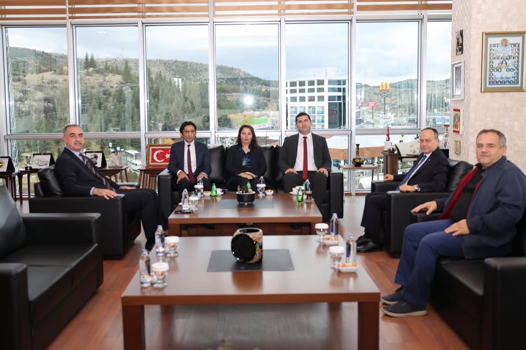 Afyonkarahisar SGK İl Müdürlüğü Ziyaretinde İş Dünyasıyla Buluştu