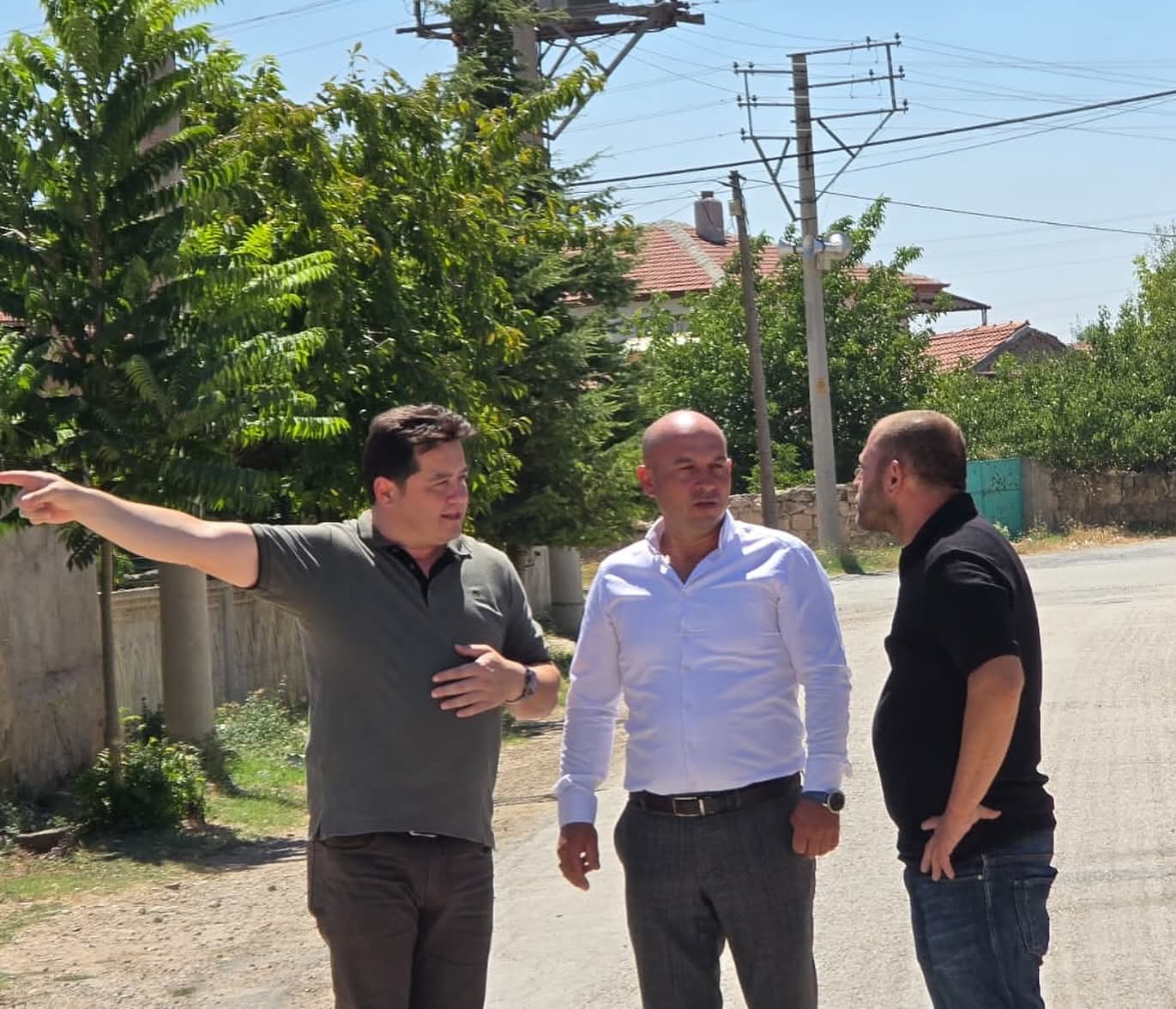 Bolvadin Belediye Başkanı Derviş Aynacı, Gölbaşı Mahallesi'nde İncelemelerde Bulundu