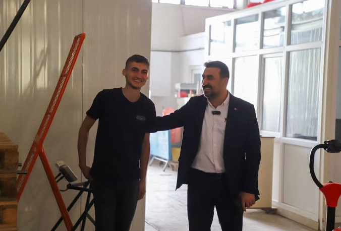 BAŞKAN KAVAK’TAN HAL ESNAFINA VE SAĞLIK CAMİASINA ZİYARET