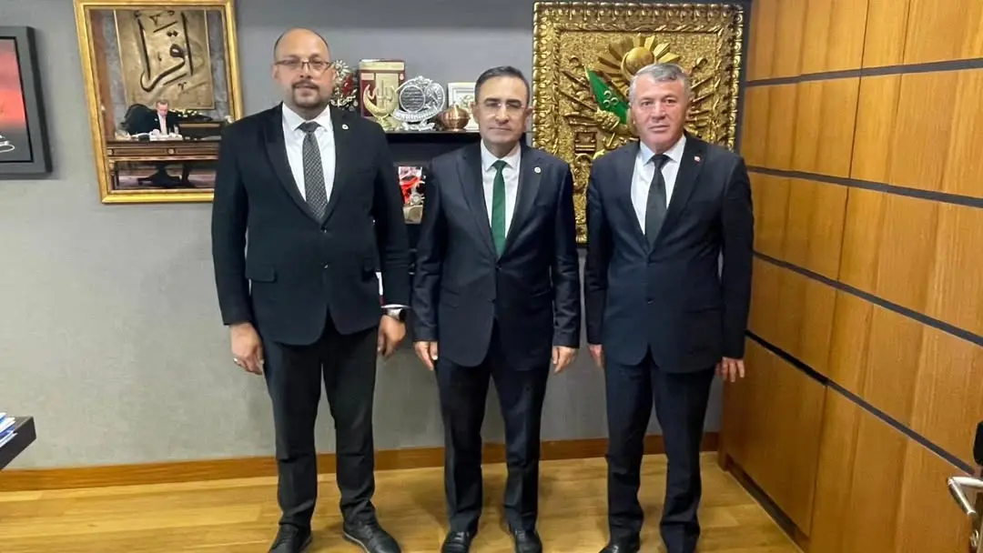 AK Partili Ahmet Çoban ve Halil İbrahim Bodur, Gazi Meclisinde Buluştu