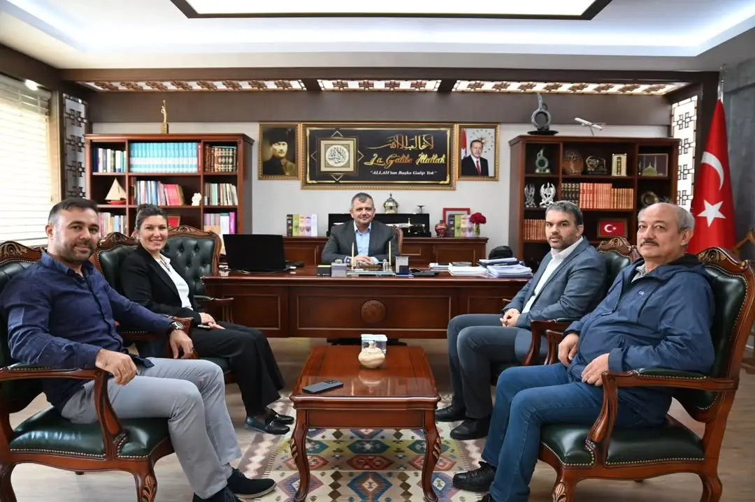 Emirdağ Belediyesi, Meslek Yüksekokulu Müdürü ve Yardımcılarını Ağırladı