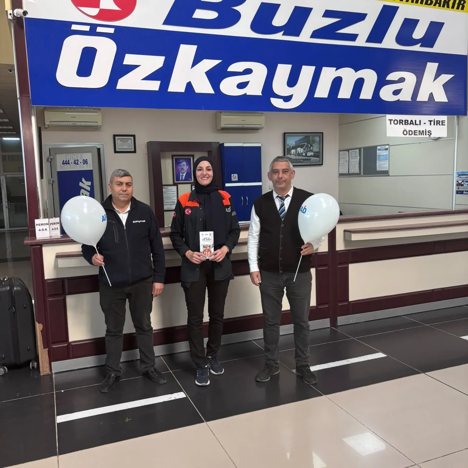 AFAD, Afyonkarahisar Otogarı'nda bilinçlendirme etkinliği düzenledi