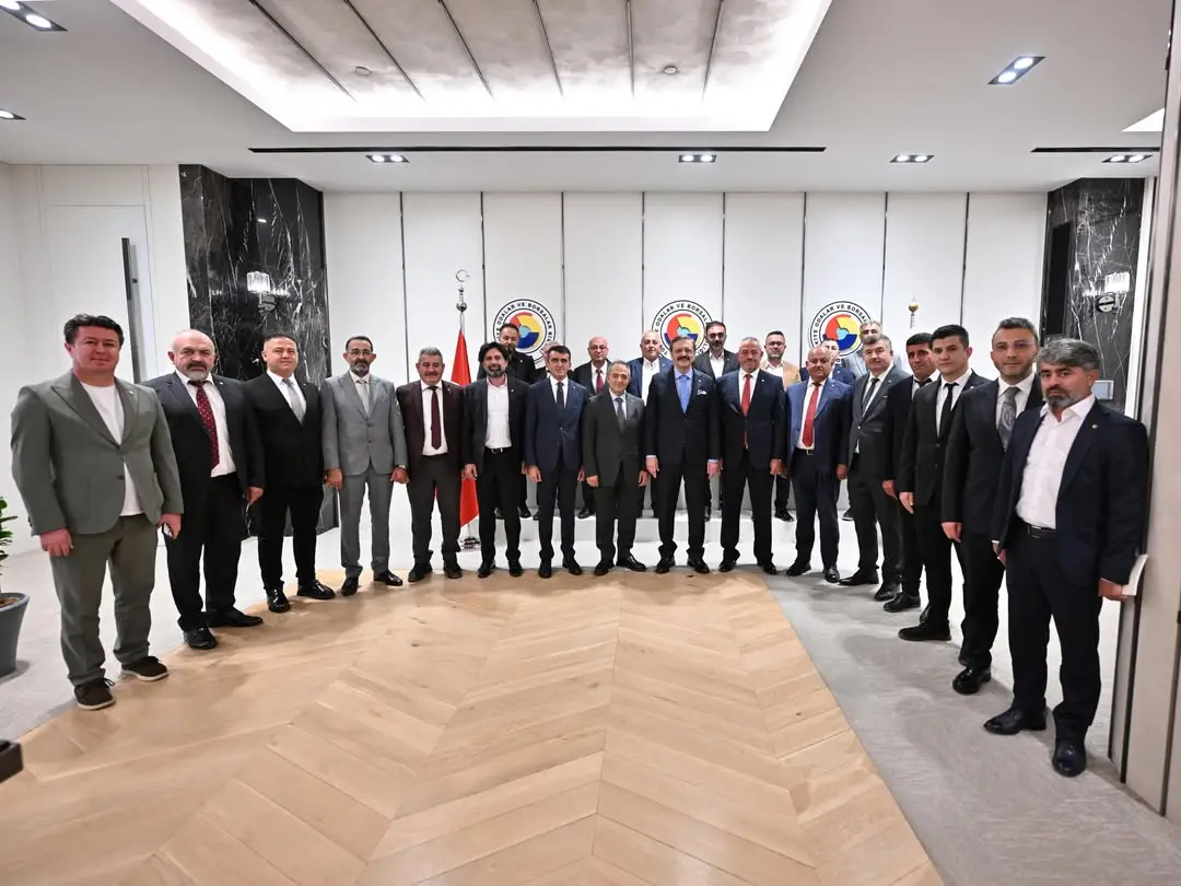 Boğazlıyan Ticaret ve Sanayi Odası'nda Yeniden Seçilen Yönetim Kurulu Başkanı Ziyarette Bulundu