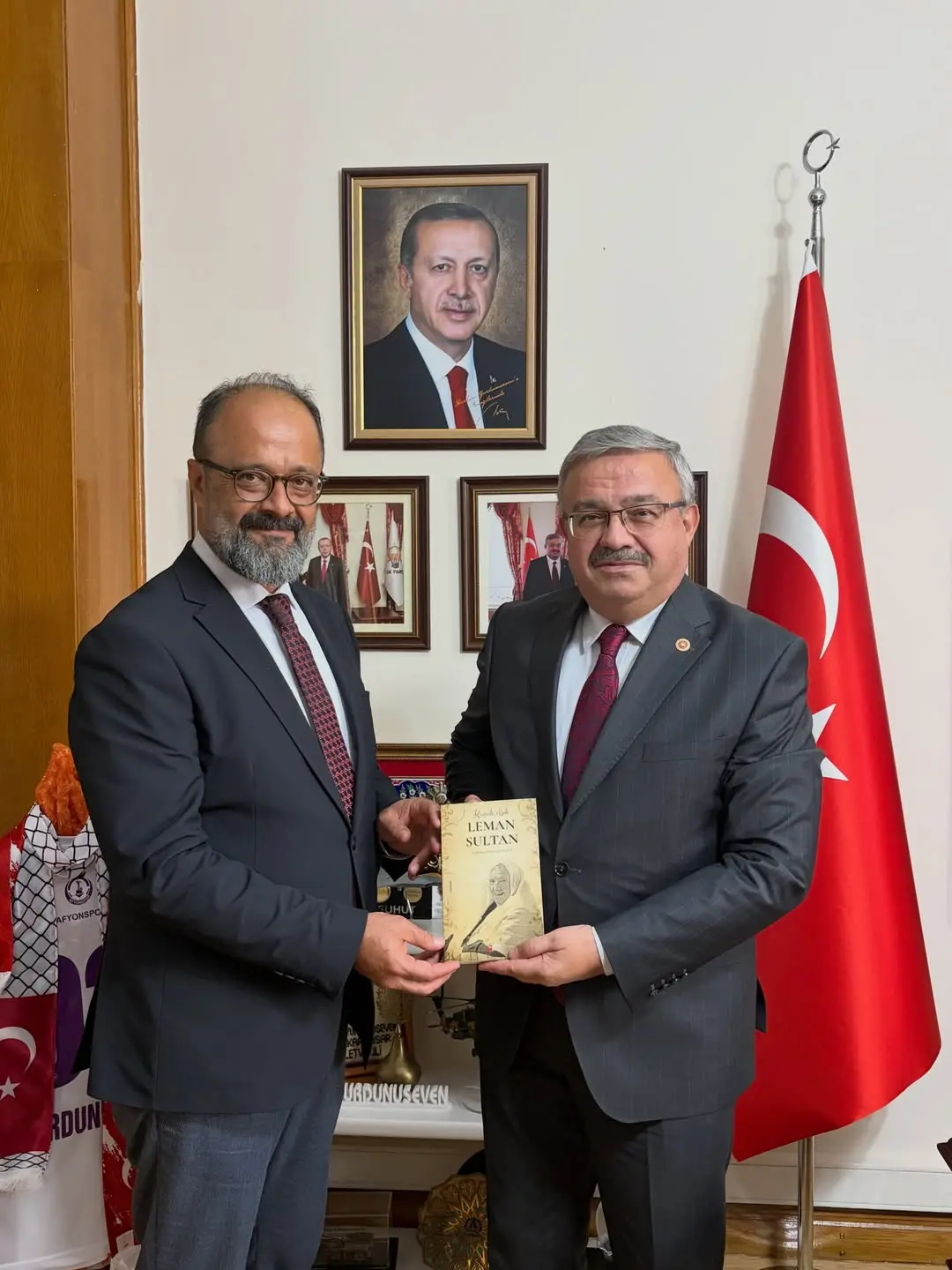 Ak Parti Milletvekili İbrahim Yurdunuseven Lokman Derya Solmaz'ı TBMM'de Ağırladı